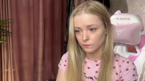 Lili online show from May 2026 02:10:01 PM