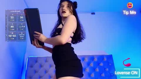 Snapshot of lili_candysex chatting on October 2025 01:29:01 PM Lili online show from October 2025 01:29:01 PM