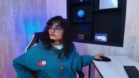 Snapshot of lili_clan chatting on October 2025 02:34:01 PM lili_clan online show from October 2025 02:34:01 PM