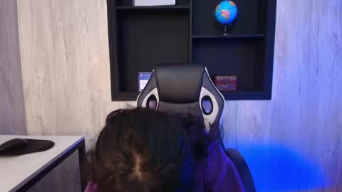 Snapshot of lili_clan chatting on October 2025 02:47:01 PM lili_clan online show from October 2025 02:47:01 PM