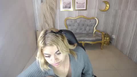 Snapshot of lili_conor_s chatting on February 2025 09:00:02 AM Lili online show from February 2025 09:00:02 AM