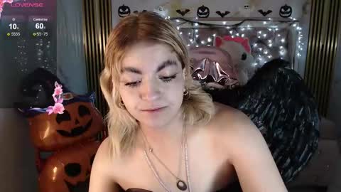 Snapshot of lili_conor_s chatting on October 2025 09:40:01 AM Lili online show from October 2025 09:40:01 AM