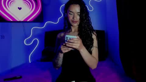 lili_evanss online show from May 2026 11:01:04 PM