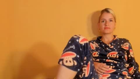 Snapshot of lili_latina47 chatting on January 2026 09:50:02 PM Lili online show from January 2026 09:50:02 PM