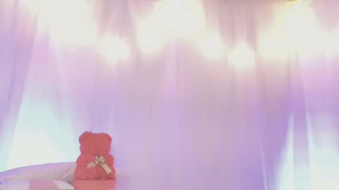 Lili online show from September 2025 10:47:01 PM