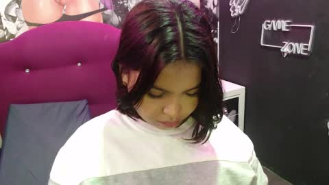 Snapshot of liliana_pink chatting on April 2026 12:08:02 AM liliana online show from April 2026 12:08:02 AM