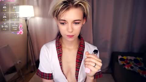 Lilian online show from October 2025 06:21:02 AM