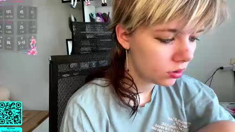 Snapshot of liliandaniels chatting on March 2026 07:08:02 AM Lilian online show from March 2026 07:08:02 AM