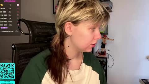 Snapshot of liliandaniels chatting on April 2026 07:14:01 AM Lilian online show from April 2026 07:14:01 AM