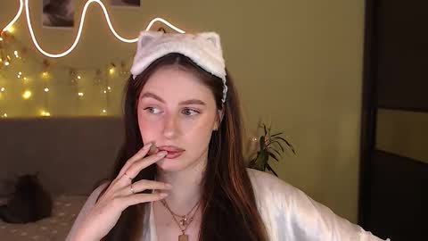 Snapshot of liliatlu chatting on September 2025 11:40:02 PM Lilu online show from September 2025 11:40:02 PM