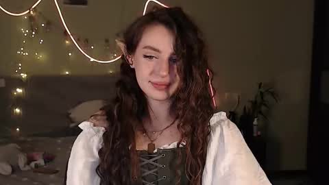 Snapshot of liliatlu chatting on October 2025 10:44:02 PM Lilu online show from October 2025 10:44:02 PM