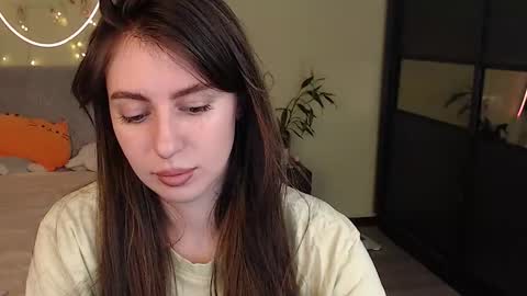 Snapshot of liliatlu chatting on November 2025 09:48:02 PM Lilu online show from November 2025 09:48:02 PM