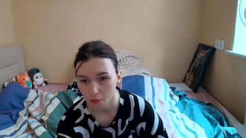 liliawoolf online show from October 2025 08:35:01 AM