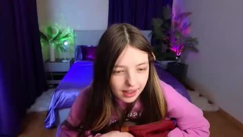 Snapshot of lilibakery chatting on December 2024 09:13:01 PM Lili Bakery online show from December 2024 09:13:01 PM