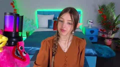 Snapshot of lilibakery chatting on November 2025 03:30:02 AM Lili Bakery online show from November 2025 03:30:02 AM