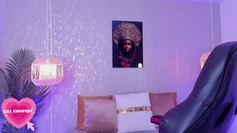 Lili Cooper online show from January 2025 08:27:01 PM