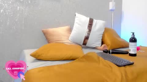 Lili Cooper online show from February 2025 01:30:02 AM