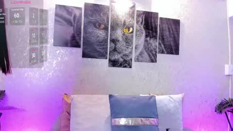 Lili Cooper online show from October 2025 07:59:01 PM