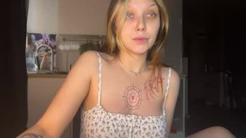 Sonechka online show from October 2025 05:04:02 AM