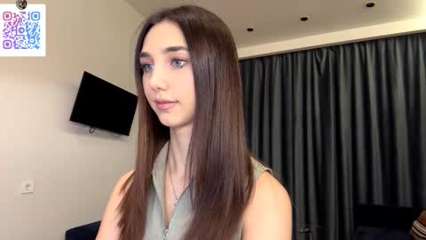 Lina online show from December 2025 10:17:02 PM