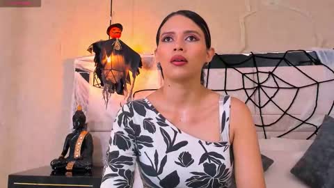 LilyJensen online show from October 2025 07:01:02 PM