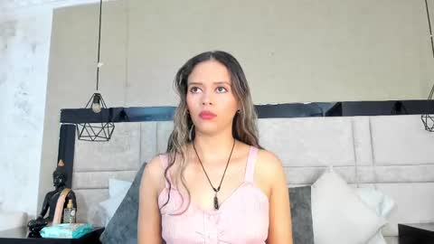 LilyJensen online show from November 2025 10:18:02 PM