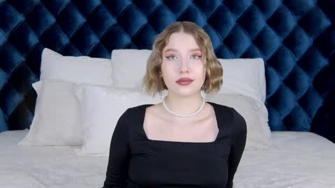 Snapshot of lililinn chatting on January 2025 09:16:02 AM LiliLinn online show from January 2025 09:16:02 AM