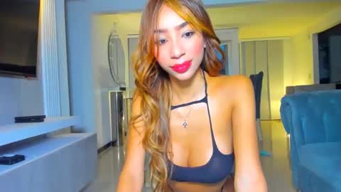Lili  online show from April 2026 11:20:02 PM