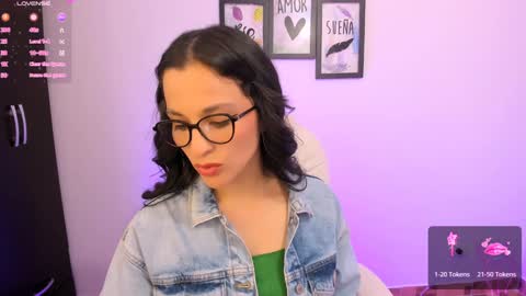 Snapshot of lilith01_ chatting on January 2025 10:44:01 PM Leidy online show from January 2025 10:44:01 PM