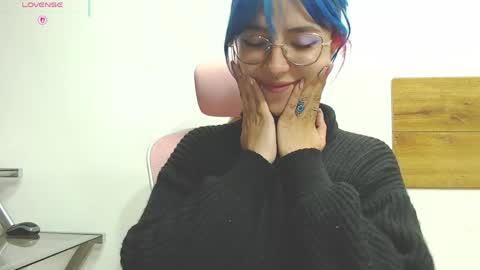 Lilith  online show from May 2026 03:11:02 AM