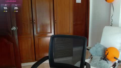 Snapshot of lilith_cut3 chatting on October 2025 07:40:01 PM lili online show from October 2025 07:40:01 PM