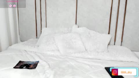 lilith_dry online show from September 2025 02:11:01 PM