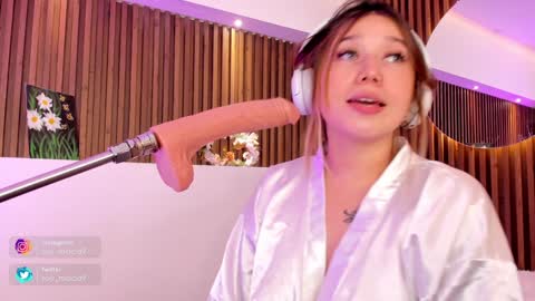 Snapshot of lilith_gray9 chatting on December 2024 09:55:02 AM Lilith Gray online show from December 2024 09:55:02 AM
