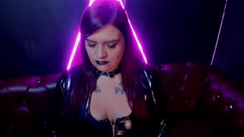 Snapshot of lilith_levonee_ chatting on December 2024 11:51:01 PM Lilith online show from December 2024 11:51:01 PM