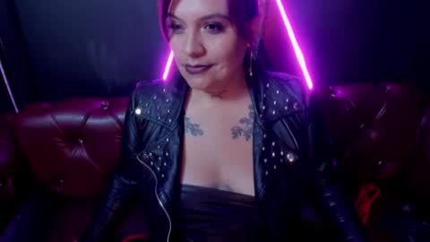 Snapshot of lilith_levonee_ chatting on December 2024 06:04:01 AM Lilith online show from December 2024 06:04:01 AM