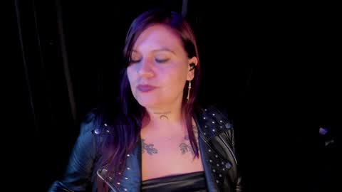 Snapshot of lilith_levonee_ chatting on January 2025 05:59:02 AM Lilith online show from January 2025 05:59:02 AM