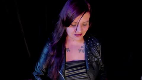 Snapshot of lilith_levonee_ chatting on January 2025 09:02:01 AM Lilith online show from January 2025 09:02:01 AM