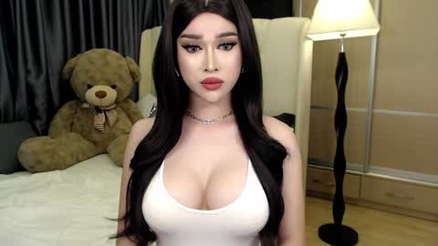 Snapshot of lilith_mazikeen69 chatting on January 2025 04:14:02 AM QUEEN LILITH BORBON online show from January 2025 04:14:02 AM