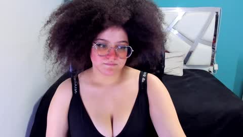 Lilith online show from December 2024 04:09:01 AM