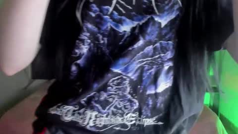 Lilith Patton  online show from March 2026 12:30:02 PM