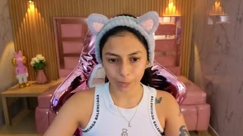 Snapshot of lilith_petit_sub chatting on October 2025 03:47:01 AM Lilith online show from October 2025 03:47:01 AM