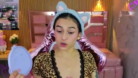 Snapshot of lilith_petit_sub chatting on October 2025 04:12:01 AM Lilith online show from October 2025 04:12:01 AM