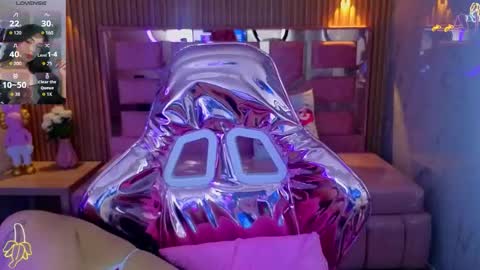 Snapshot of lilith_petit_sub chatting on October 2025 05:10:02 AM Lilith online show from October 2025 05:10:02 AM