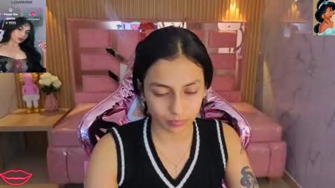 Snapshot of lilith_petit_sub chatting on November 2025 03:06:01 AM Lilith online show from November 2025 03:06:01 AM