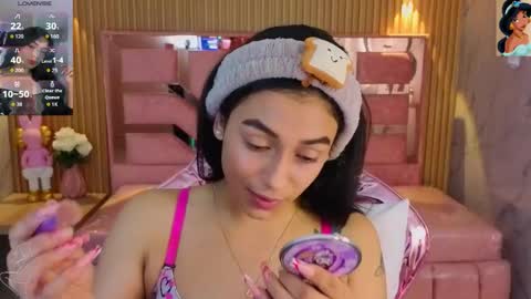 Snapshot of lilith_petit_sub chatting on November 2025 03:39:02 AM Lilith online show from November 2025 03:39:02 AM