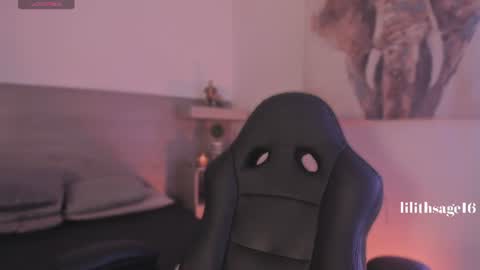 lilith_sage_ online show from June 2026 08:02:01 PM