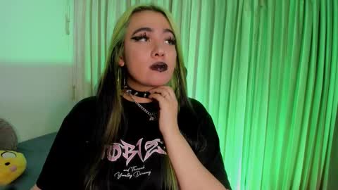 Lilith online show from December 2025 04:06:02 AM