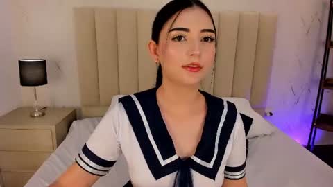 Snapshot of lilithharperr_ chatting on June 2026 05:18:01 AM LILITH online show from June 2026 05:18:01 AM