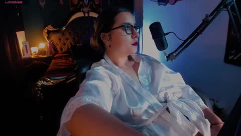 Snapshot of lilithmystic01 chatting on January 2025 09:35:02 AM lilithmystic01 online show from January 2025 09:35:02 AM