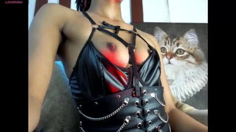 lilithsabeth online show from September 2025 02:00:02 PM